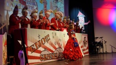 2026_GRF-Sophie-vom-Voos-Mix_1600x900_023